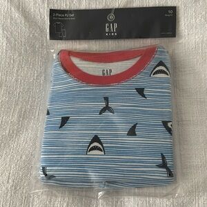 🆕NWT GAP Kids PJ set size 10 for summer